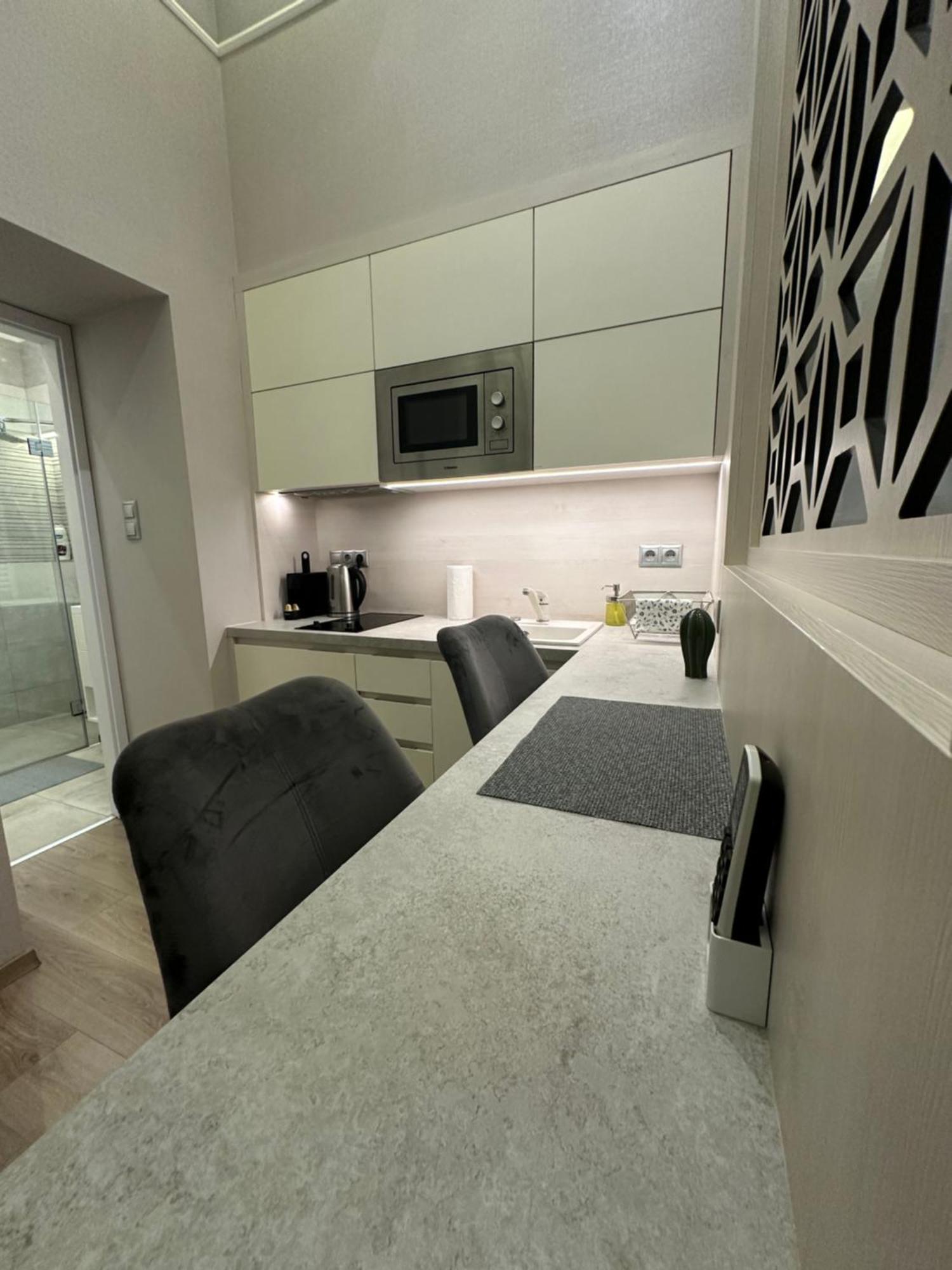 Revay 20 Suites By Corall Budapeste Exterior foto